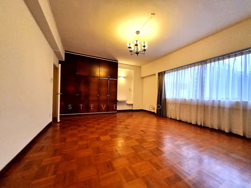 The Cairnhill, 4 Cairnhill Rise, 4 Bedrooms, 2,788 sqft, Condominium For Rent, by Steven Low, 500131130 - Living Room - PropertyGuru.com.sg