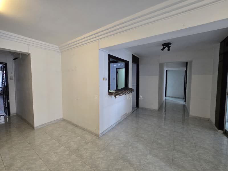 393 Tampines Avenue 7, 393 Tampines Avenue 7, 4 Bedrooms, 1,366 sqft, HDB Flat For Sale, by . Raama, 500131133 - PropertyGuru.com.sg