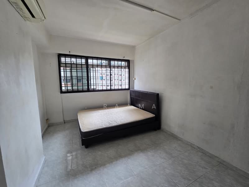 393 Tampines Avenue 7, 393 Tampines Avenue 7, 4 Bedrooms, 1,366 sqft, HDB Flat For Sale, by . Raama, 500131133 - PropertyGuru.com.sg