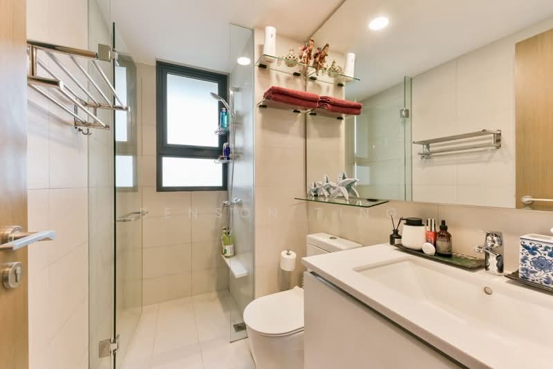 Bellewaters, 15 Anchorvale Crescent, 3 Bedrooms, 1,389 sqft, Executive Condominium For Sale, by Benson Ting, 500131134 - Bathroom - PropertyGuru.com.sg