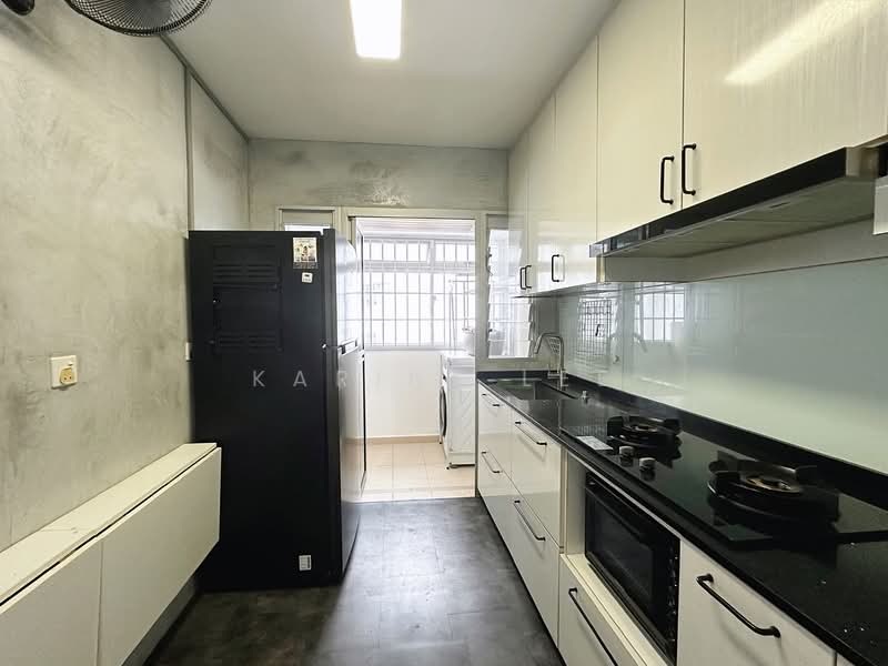 671B Edgefield Plains, 671B Edgefield Plains, 3 Bedrooms, 969 sqft, HDB Flat For Rent, by Karine Lee, 500131136 - Kitchen - PropertyGuru.com.sg