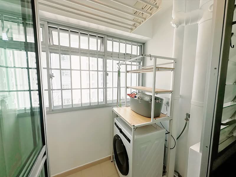 671B Edgefield Plains, 671B Edgefield Plains, 3 Bedrooms, 969 sqft, HDB Flat For Rent, by Karine Lee, 500131136 - Yard - PropertyGuru.com.sg