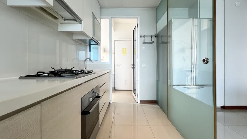 Waterview, 87 Tampines Avenue 1, 2 Bedrooms, 786 sqft, Condominium For Rent, by Thong Seck Tan, 500131139 - Kitchen - PropertyGuru.com.sg