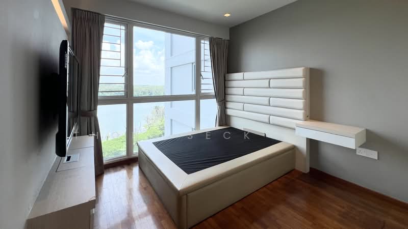 Waterview, 87 Tampines Avenue 1, 2 Bedrooms, 786 sqft, Condominium For Rent, by Thong Seck Tan, 500131139 - Master Bedroom - PropertyGuru.com.sg