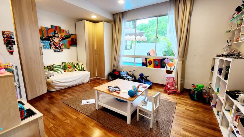DESIRABLE ⭐️ PRINCESS OF WALES DETACHED ⭐️ POOL /PARK 4 / NYPS ☎️ PAMELA 90228600, DUCHESS ROAD/ PRINCESS OF WALES/ KINGSMEAD/ KING'S RD, 5 Bedrooms, 4,000 sqft, Detached House For Sale, by Pamela Chong, 500131141 - Living Room - PropertyGuru.com.sg