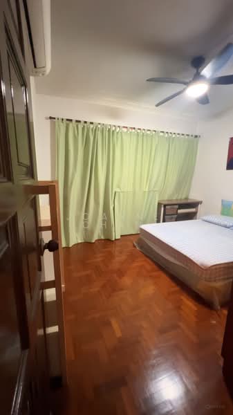 858 Tampines Avenue 5, 858 Tampines Avenue 5, 4 Bedrooms, 1,572 sqft, HDB Flat For Sale, by Joanne Chan, 500131156 - Bedroom - PropertyGuru.com.sg