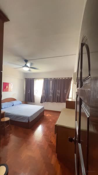 858 Tampines Avenue 5, 858 Tampines Avenue 5, 4 Bedrooms, 1,572 sqft, HDB Flat For Sale, by Joanne Chan, 500131156 - Bedroom - PropertyGuru.com.sg