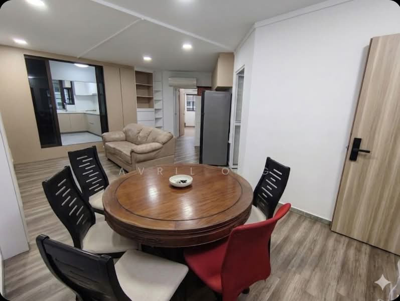 233 Compassvale Walk, 233 Compassvale Walk, 3 Bedrooms, 1,324 sqft, HDB Flat For Sale, by Avril Ong, 500131164 - Living Room - PropertyGuru.com.sg