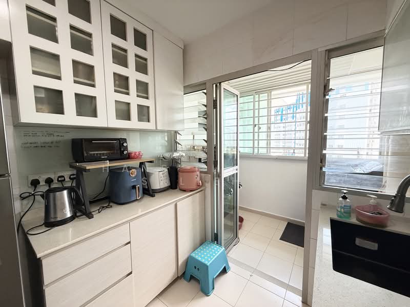 178A Rivervale Crescent, 178A Rivervale Crescent, 3 Bedrooms, 1,001 sqft, HDB Flat For Sale, by Hans (Hamid Salleh), 500131165 - Kitchen - PropertyGuru.com.sg