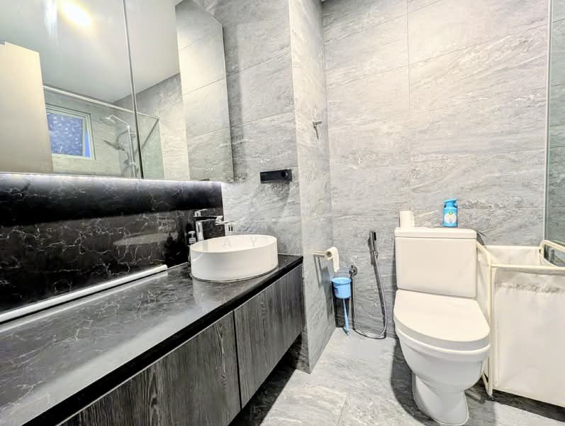 The Makena, 125 Meyer Road, 3 Bedrooms, 1,152 sqft, Condominium For Rent, by Ray Lee, 500131167 - Bathroom - PropertyGuru.com.sg