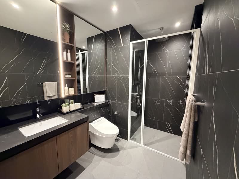 The Arcady At Boon Keng, 1037 Serangoon Road, 3 Bedrooms, 1,195 sqft, Condominium For Sale, by Alvin Lim Yi Cheng, 500131168 - Master Bathroom - PropertyGuru.com.sg