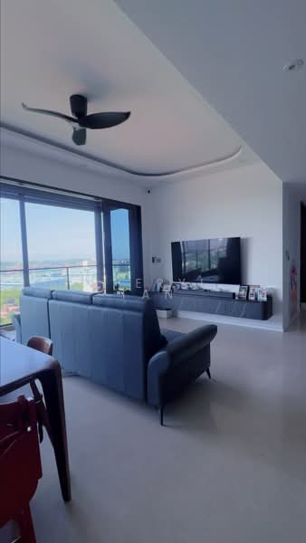 Avenue South Residence, 11 Silat Avenue, 4 Bedrooms, 1,496 sqft, Condominium For Sale, by Cheryl Tan, 500131178 - Living Room - PropertyGuru.com.sg