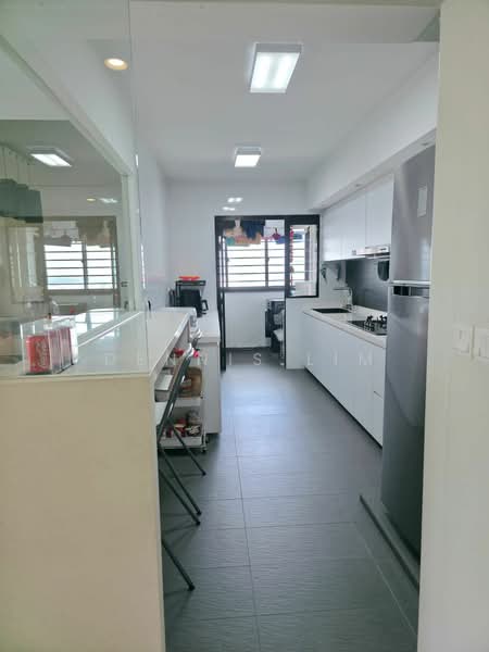 635A Senja Road, 635A Senja Road, 3 Bedrooms, 1,206 sqft, HDB Flat For Sale, by Dennis Lim, 500131193 - Kitchen - PropertyGuru.com.sg