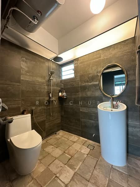 377A Hougang Street 32, 377A Hougang Street 32, 3 Bedrooms, 1,228 sqft, HDB Flat For Sale, by Roy Chua, 500131201 - Bathroom - PropertyGuru.com.sg