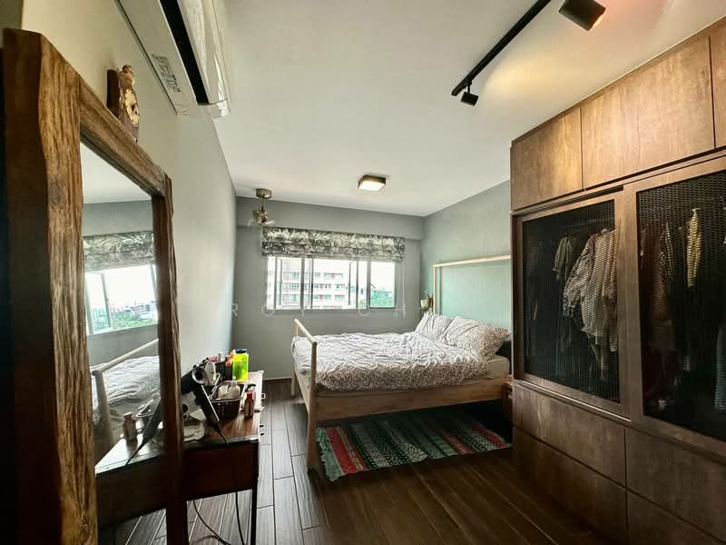 377A Hougang Street 32, 377A Hougang Street 32, 3 Bedrooms, 1,228 sqft, HDB Flat For Sale, by Roy Chua, 500131201 - Bedroom - PropertyGuru.com.sg