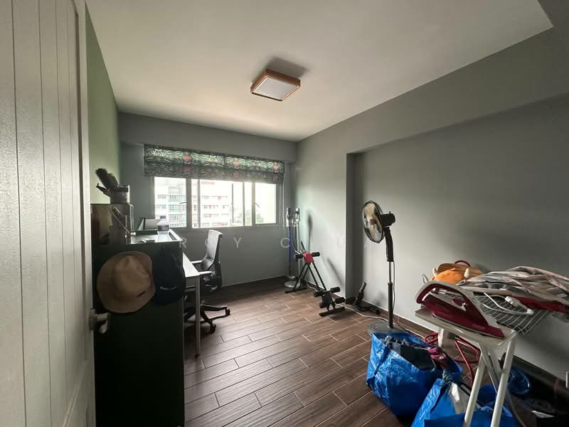377A Hougang Street 32, 377A Hougang Street 32, 3 Bedrooms, 1,228 sqft, HDB Flat For Sale, by Roy Chua, 500131201 - Study - PropertyGuru.com.sg