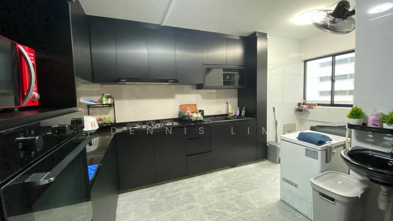 643 Yishun Street 61, 643 Yishun Street 61, 3 Bedrooms, 1,572 sqft, HDB Flat For Sale, by Dennis Lim, 500131208 - Kitchen - PropertyGuru.com.sg