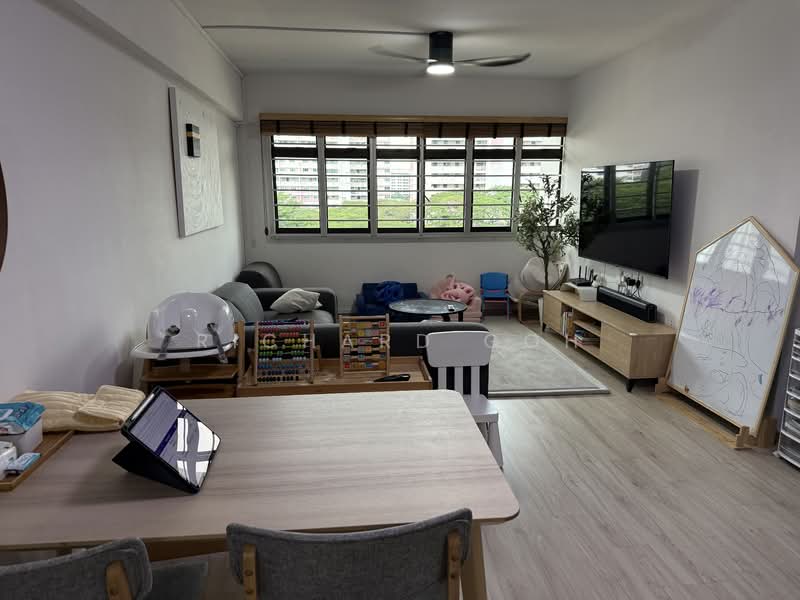 770 Bedok Reservoir View, 770 Bedok Reservoir View, 3 Bedrooms, 1,238 sqft, HDB Flat For Sale, by Richard Goh, 500131213 - Living Room - PropertyGuru.com.sg