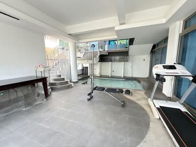 For Rent - East Coast Hill