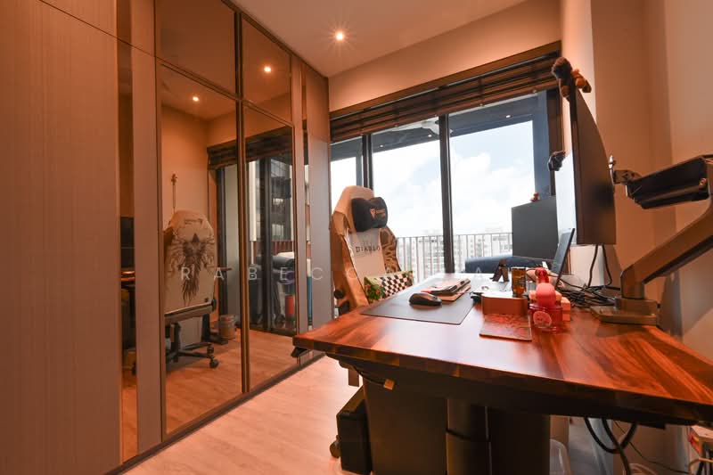 Riverfront Residences, 49 Hougang Avenue 7, 3 Bedrooms, 1,066 sqft, Condominium For Sale, by Rabecca Lai, 500131220 - Study - PropertyGuru.com.sg