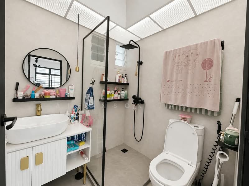 620A Tampines Street 61, 620A Tampines Street 61, 3 Bedrooms, 1,001 sqft, HDB Flat For Sale, by Alfonson Tan, 500131224 - Bathroom - PropertyGuru.com.sg