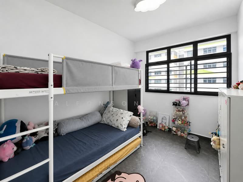 620A Tampines Street 61, 620A Tampines Street 61, 3 Bedrooms, 1,001 sqft, HDB Flat For Sale, by Alfonson Tan, 500131224 - Bedroom - PropertyGuru.com.sg