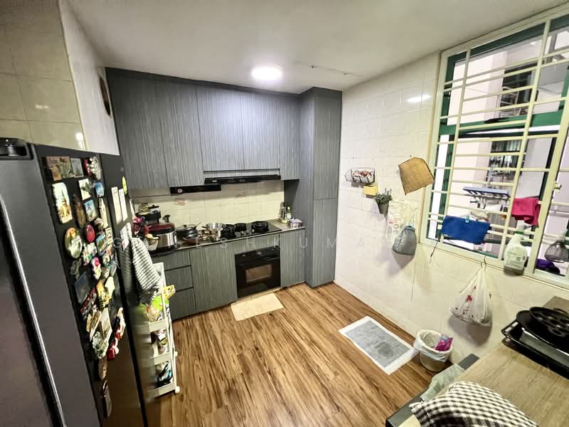 481 Segar Road, 481 Segar Road, 3 Bedrooms, 990 sqft, HDB Flat For Sale, by GANESHKUMAR K, 500131233 - Kitchen - PropertyGuru.com.sg