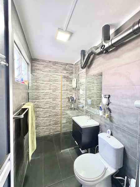 532 Hougang Avenue 6, 532 Hougang Avenue 6, 3 Bedrooms, 1,302 sqft, HDB Flat For Sale, by Mandy Yip, 500131257 - PropertyGuru.com.sg