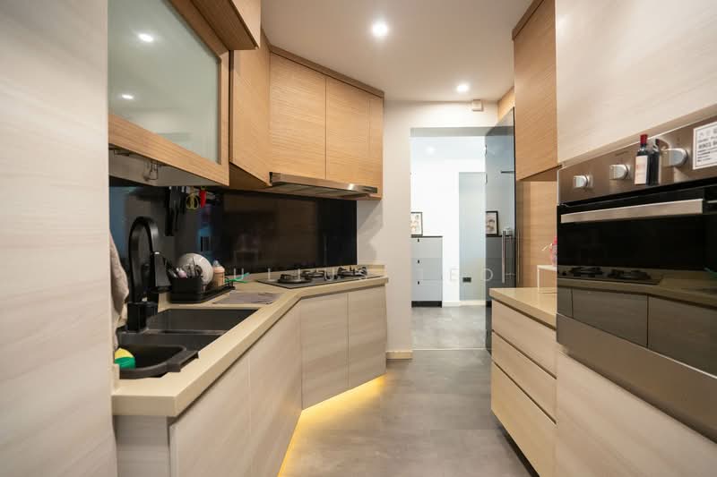 336B Yishun Street 31, 336B Yishun Street 31, 2 Bedrooms, 721 sqft, HDB Flat For Sale, by Julius Teo, 500131262 - Kitchen - PropertyGuru.com.sg