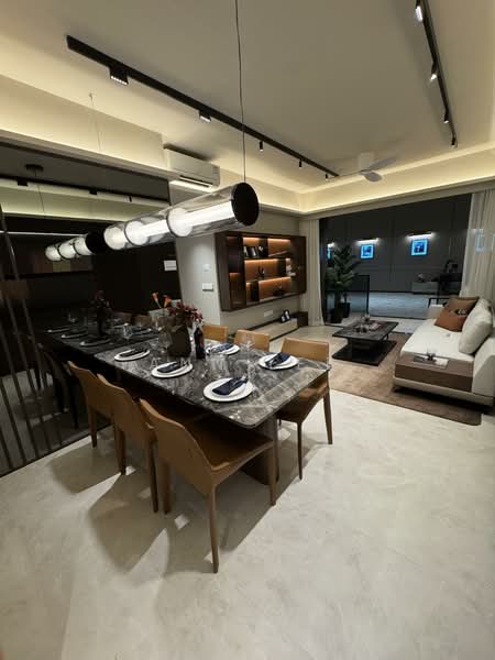 Hudson Place Residences, , 3 Bedrooms, 893 sqft, Apartment For Sale, by Ann Lee, 500131264 - Dining Room - PropertyGuru.com.sg