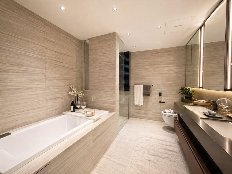 FREEHOLD NEW LAUNCH NEAR CITY | SELLING AT NEAR LEASEHOLD PRICE | HIGH UPSIDE, , 4 Bedrooms, 1,300 sqft, Condominium For Sale, by Derrick Tee, 500131265 - Bathroom - PropertyGuru.com.sg