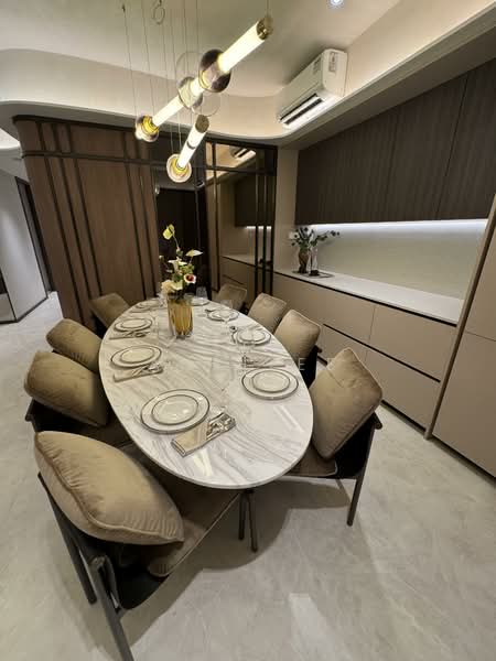 Hudson Place Residences, , 4 Bedrooms, 1,152 sqft, Apartment For Sale, by Ann Lee, 500131269 - Dining Room - PropertyGuru.com.sg