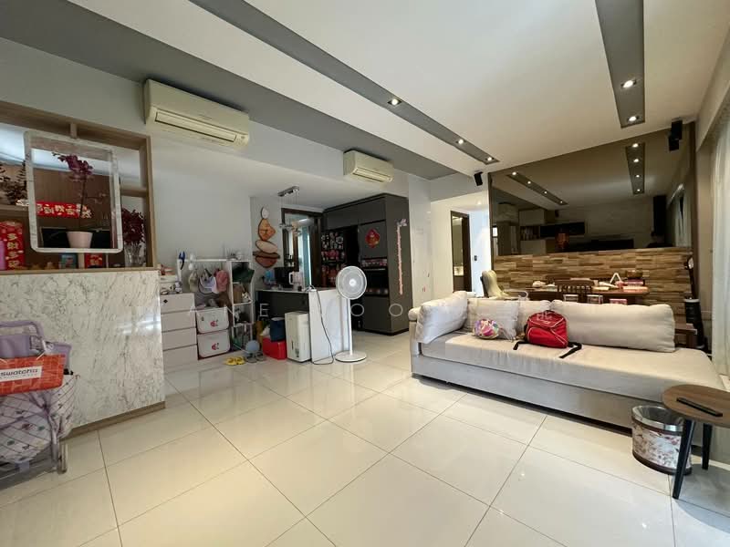 Waterbay, 45B Edgefield Plains, 4 Bedrooms, 1,346 sqft, Executive Condominium For Rent, by Zane Soo 苏昱能, 500131282 - Living Room - PropertyGuru.com.sg