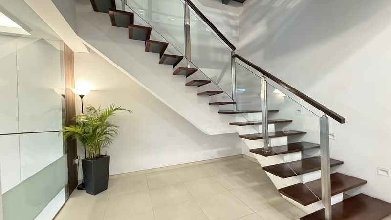 Renovated Freehold semi D, , 7 Bedrooms, 4,628 sqft, Semi-Detached House For Sale, by Tricia Chong, 500131285 - Interior - PropertyGuru.com.sg