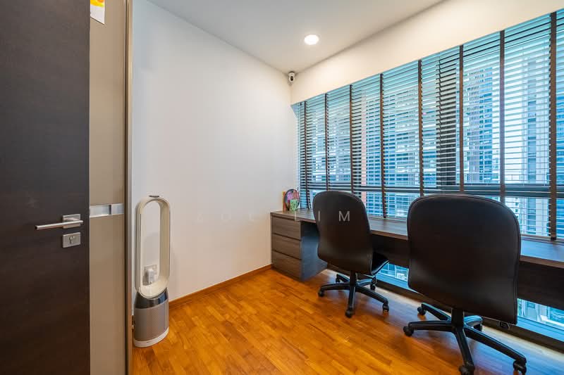 Sims Urban Oasis, 18 Sims Drive, 3 Bedrooms, 1,033 sqft, Condominium For Sale, by Zoe Lim, 500131292 - Bedroom - PropertyGuru.com.sg
