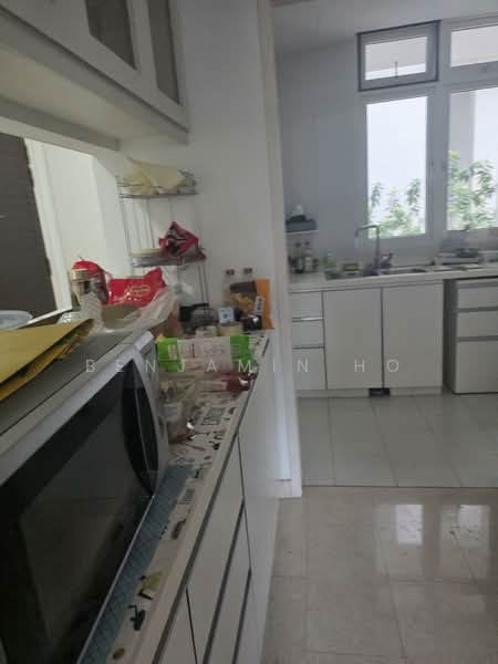 Monterey Park Condominium, 27 West Coast Rise, 3 Bedrooms, 1,582 sqft, Condominium For Rent, by Benjamin Ho, 500131297 - Kitchen - PropertyGuru.com.sg
