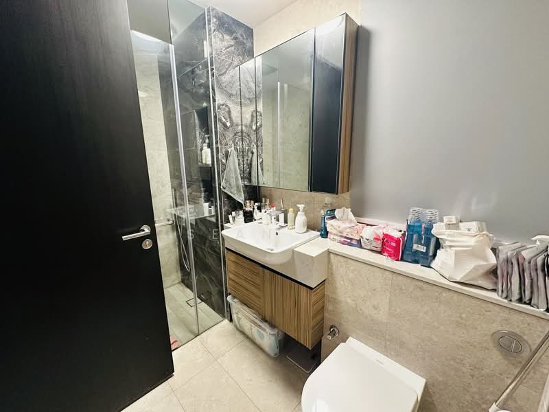 Pullman Residences, 18 Dunearn Road, 1 Bedroom, 463 sqft, Condominium For Sale, by Sean Ng, 500131303 - Bathroom - PropertyGuru.com.sg