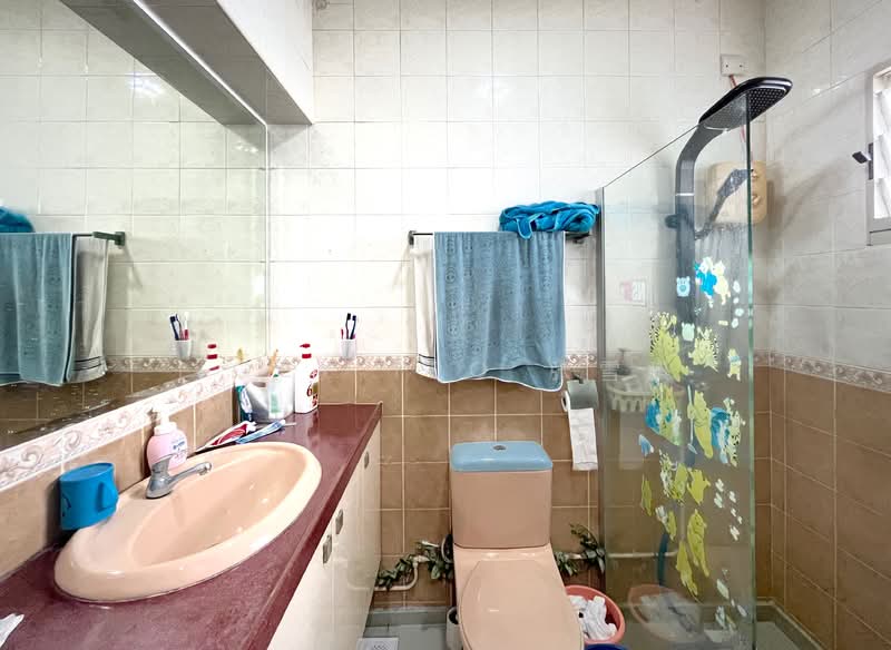 126A Edgedale Plains, 126A Edgedale Plains, 3 Bedrooms, 969 sqft, HDB Flat For Sale, by Joey Teo 张雪琪, 500131305 - Bathroom - PropertyGuru.com.sg