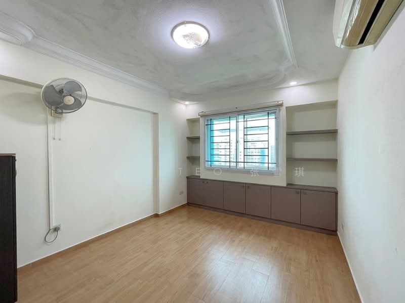126A Edgedale Plains, 126A Edgedale Plains, 3 Bedrooms, 969 sqft, HDB Flat For Sale, by Joey Teo 张雪琪, 500131305 - Bedroom - PropertyGuru.com.sg