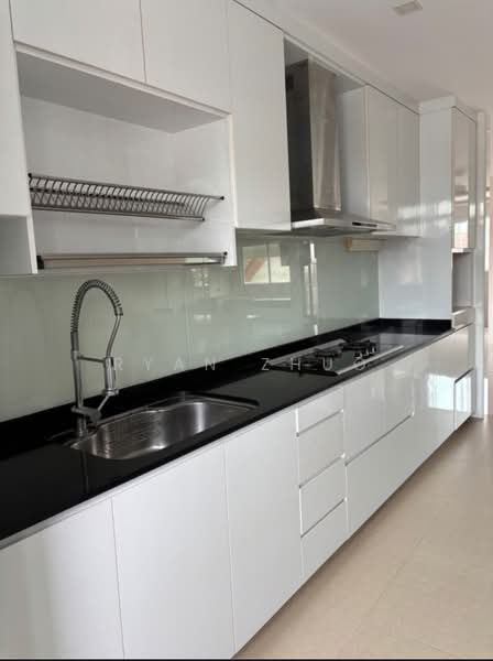 110 Lengkong Tiga, 110 Lengkong Tiga, 4 Bedrooms, 1,302 sqft, HDB Flat For Sale, by Ryan Zhuo, 500131316 - Kitchen - PropertyGuru.com.sg