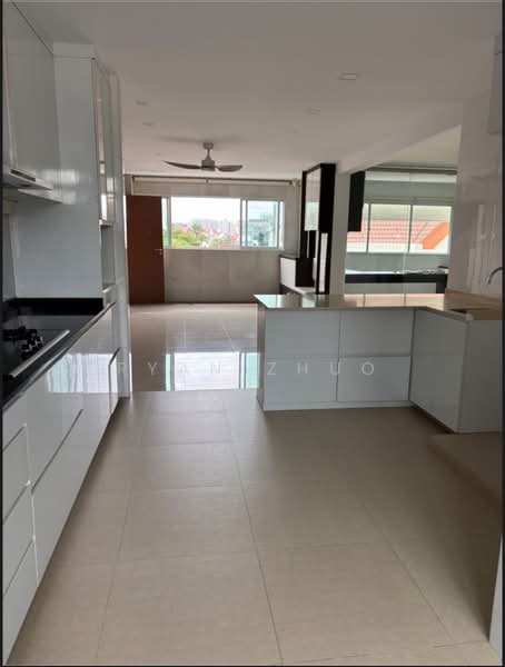 110 Lengkong Tiga, 110 Lengkong Tiga, 4 Bedrooms, 1,302 sqft, HDB Flat For Sale, by Ryan Zhuo, 500131316 - Kitchen - PropertyGuru.com.sg