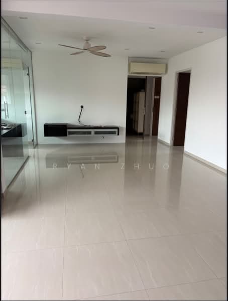 110 Lengkong Tiga, 110 Lengkong Tiga, 4 Bedrooms, 1,302 sqft, HDB Flat For Sale, by Ryan Zhuo, 500131316 - Living Room - PropertyGuru.com.sg