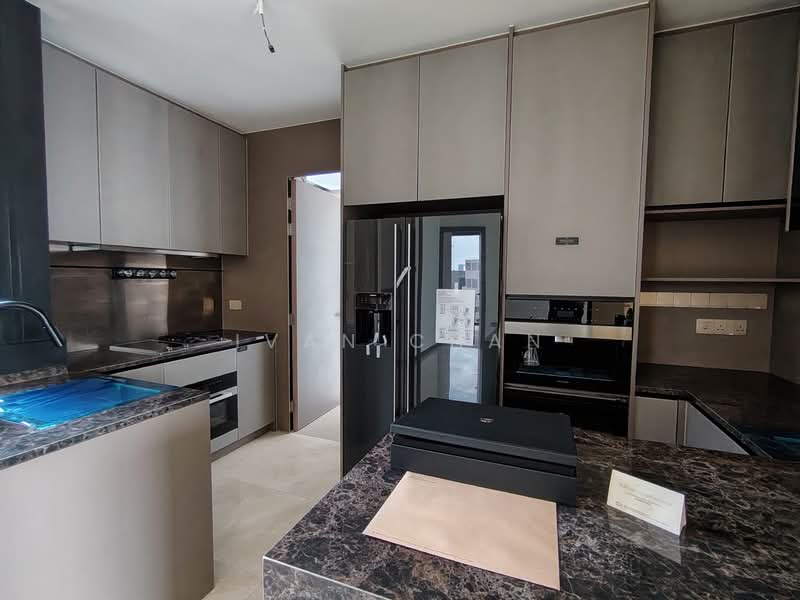 Perfect Ten, 323 Bukit Timah Road, 3 Bedrooms, 1,281 sqft, Condominium For Sale, by Ivan Chan, 500131329 - Kitchen - PropertyGuru.com.sg