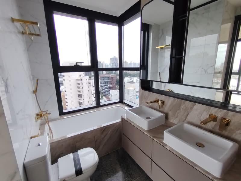Perfect Ten, 323 Bukit Timah Road, 3 Bedrooms, 1,281 sqft, Condominium For Sale, by Ivan Chan, 500131329 - Bathroom - PropertyGuru.com.sg