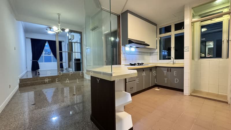 Tembeling Mansions, 230 Tembeling Road, 2 Bedrooms, 850 sqft, Apartment For Rent, by ROBIN OOI, 500131334 - Kitchen - PropertyGuru.com.sg