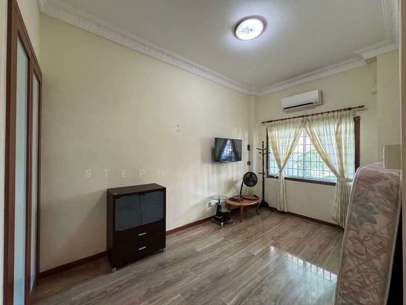 Charming one storey house Ideal for Rebuild, 1km to Tao Nan, 1km to Tao Nan, Rebuild or A&A, No West Sun, 3 Bedrooms, 1,500 sqft, Terraced House For Sale, by Stephanie Tok, 500131355 - Interior - PropertyGuru.com.sg