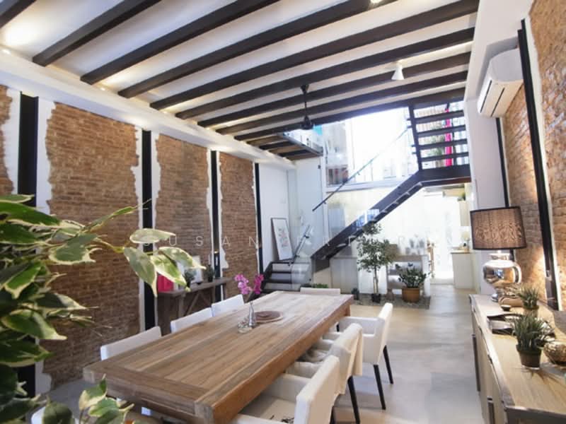 Conservation DREAM! Blair Plain!, Spottiswoode Park Road, 2 Bedrooms, 2,000 sqft, Conservation House For Sale, by Susan Prior, 500131371 - Dining Room - PropertyGuru.com.sg