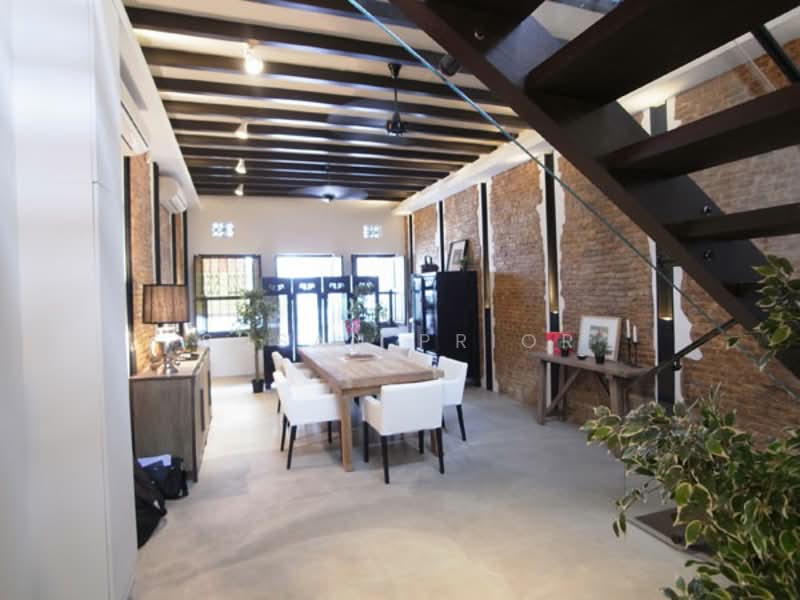 Conservation DREAM! Blair Plain!, Spottiswoode Park Road, 2 Bedrooms, 2,000 sqft, Conservation House For Sale, by Susan Prior, 500131371 - PropertyGuru.com.sg