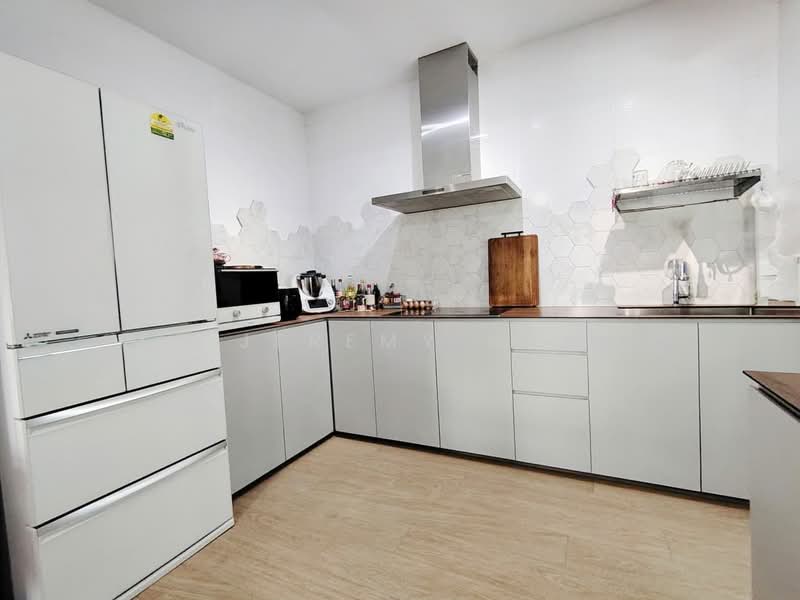 114B Alkaff Crescent, 114B Alkaff Crescent, 3 Bedrooms, 1,001 sqft, HDB Flat For Sale, by Jeremy He, 500131376 - Kitchen - PropertyGuru.com.sg
