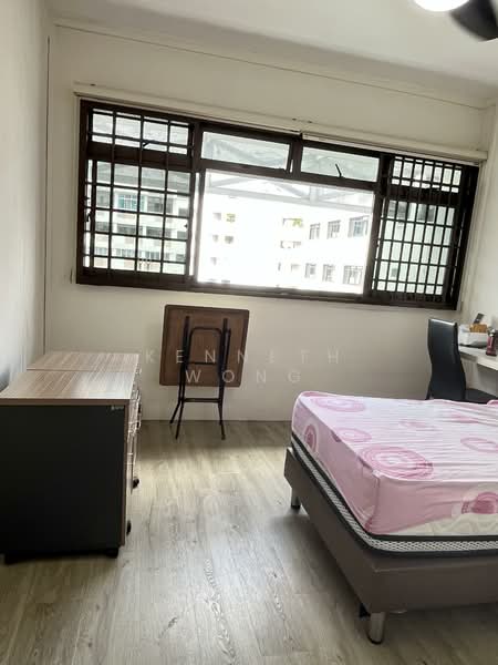290A Bukit Batok Street 24, 290A Bukit Batok Street 24, 3 Bedrooms, 1,109 sqft, HDB Flat For Sale, by Kenneth Wong, 500131380 - Bedroom - PropertyGuru.com.sg